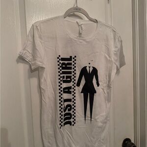 NWOT Gwen Stefani No Doubt Concert Just A Girl Tee size Large